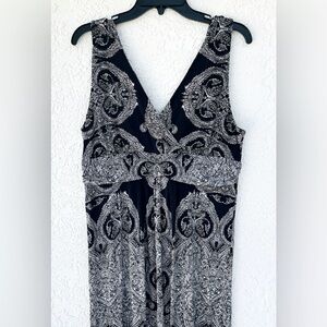 Slinky v--neck polyester maxi—xl, (fits more like large)